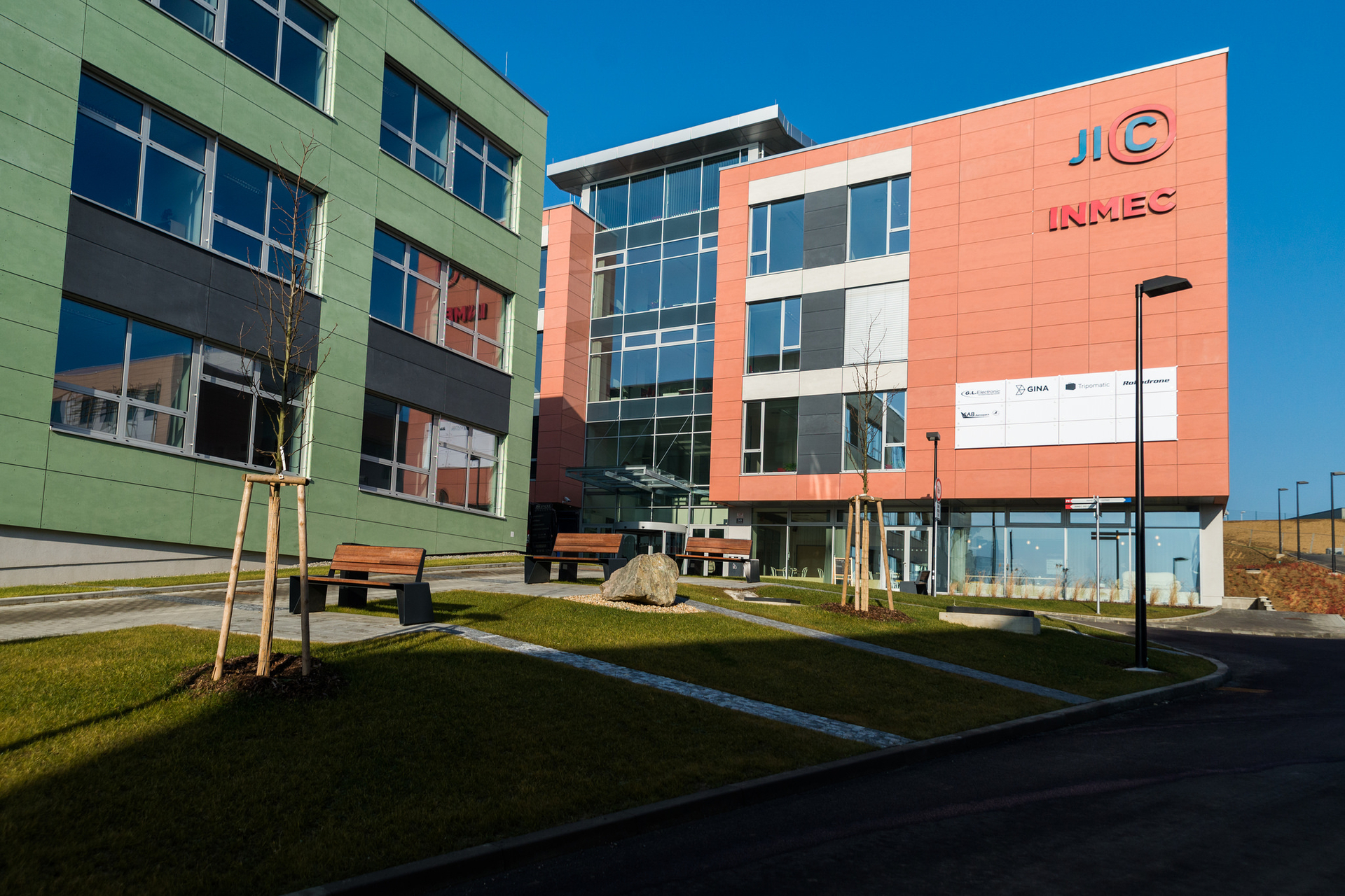  JIC ukáže novou budovu INMEC