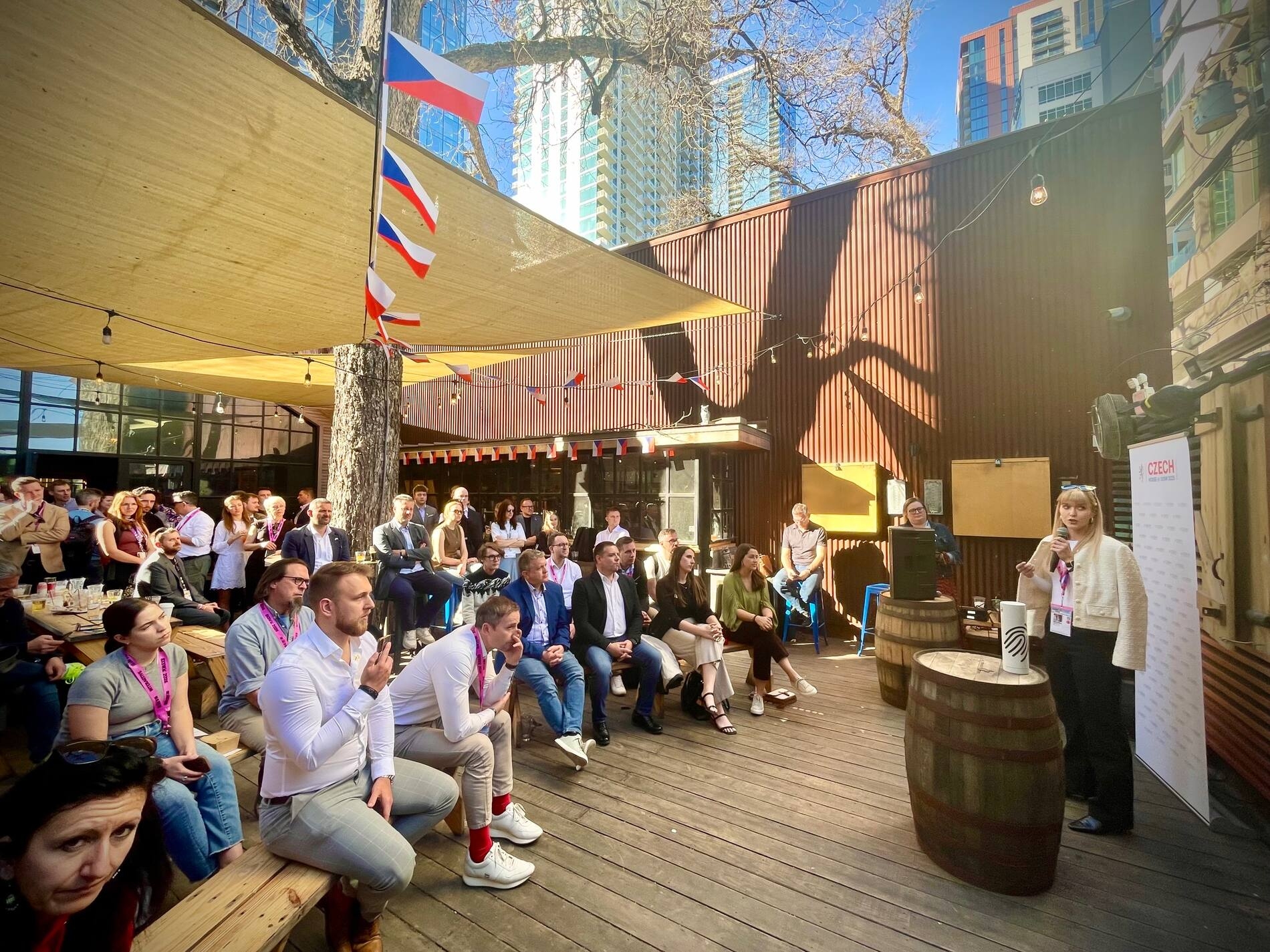 Tech Startups Pitch Investors at Czech Night at SXSW 