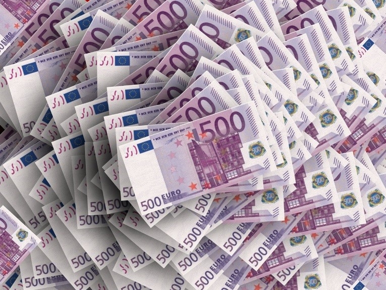 České firmy mohou získat zpět vklady zabavené na Kypru, musí se připojit k arbitráži do 15. prosince